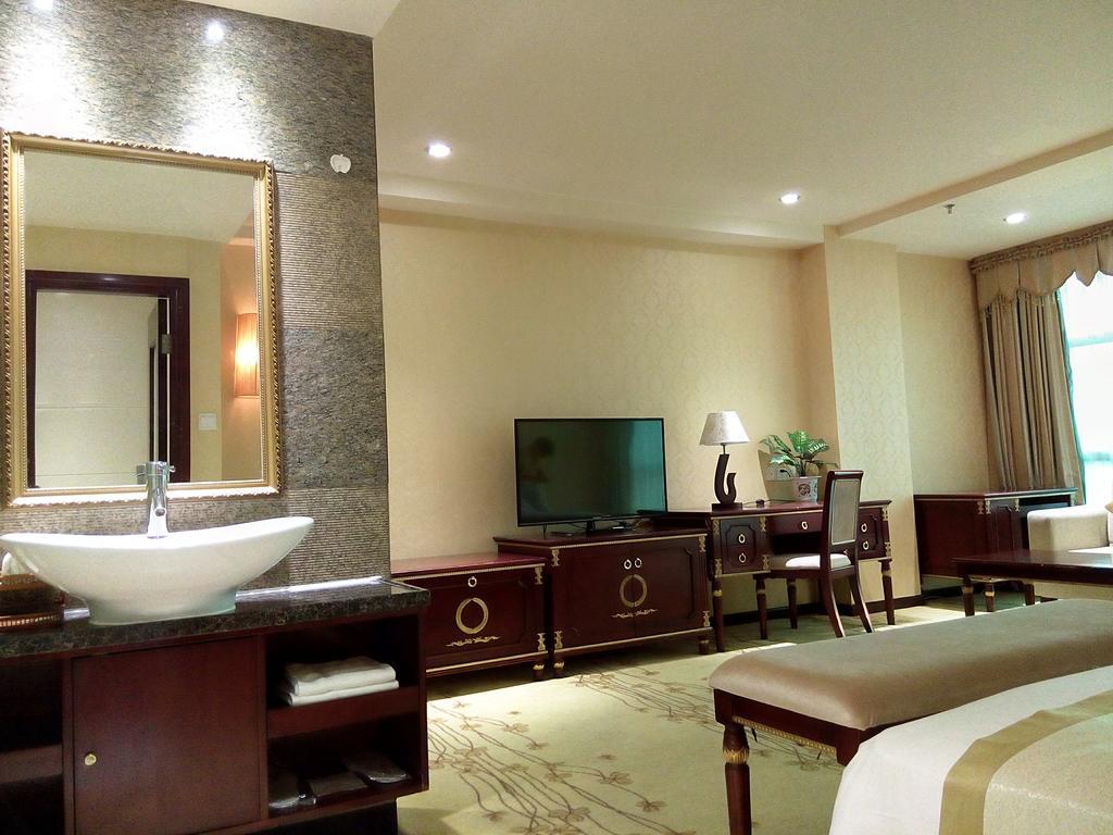 Guangzhou Li Gang Hotel Гуанчжоу Номер фото