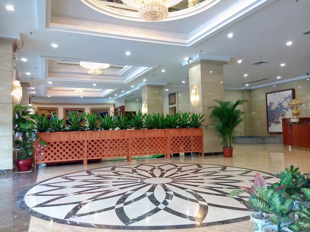 Guangzhou Li Gang Hotel Гуанчжоу Экстерьер фото
