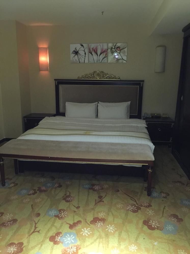Guangzhou Li Gang Hotel Гуанчжоу Экстерьер фото
